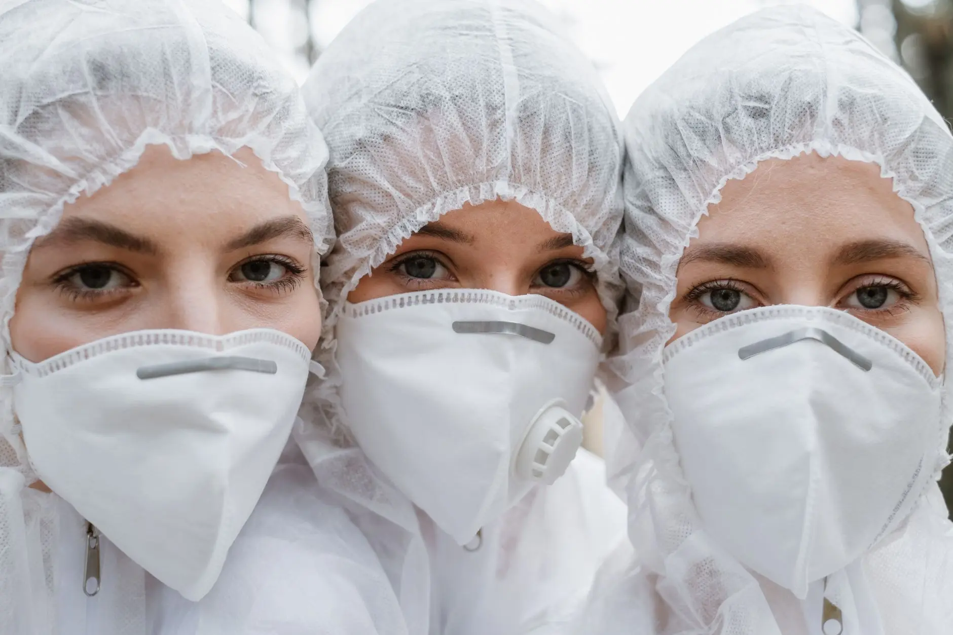 上海淳未环保活性炭吸附箱在喷涂车间VOCs治理中的应用与选型要点